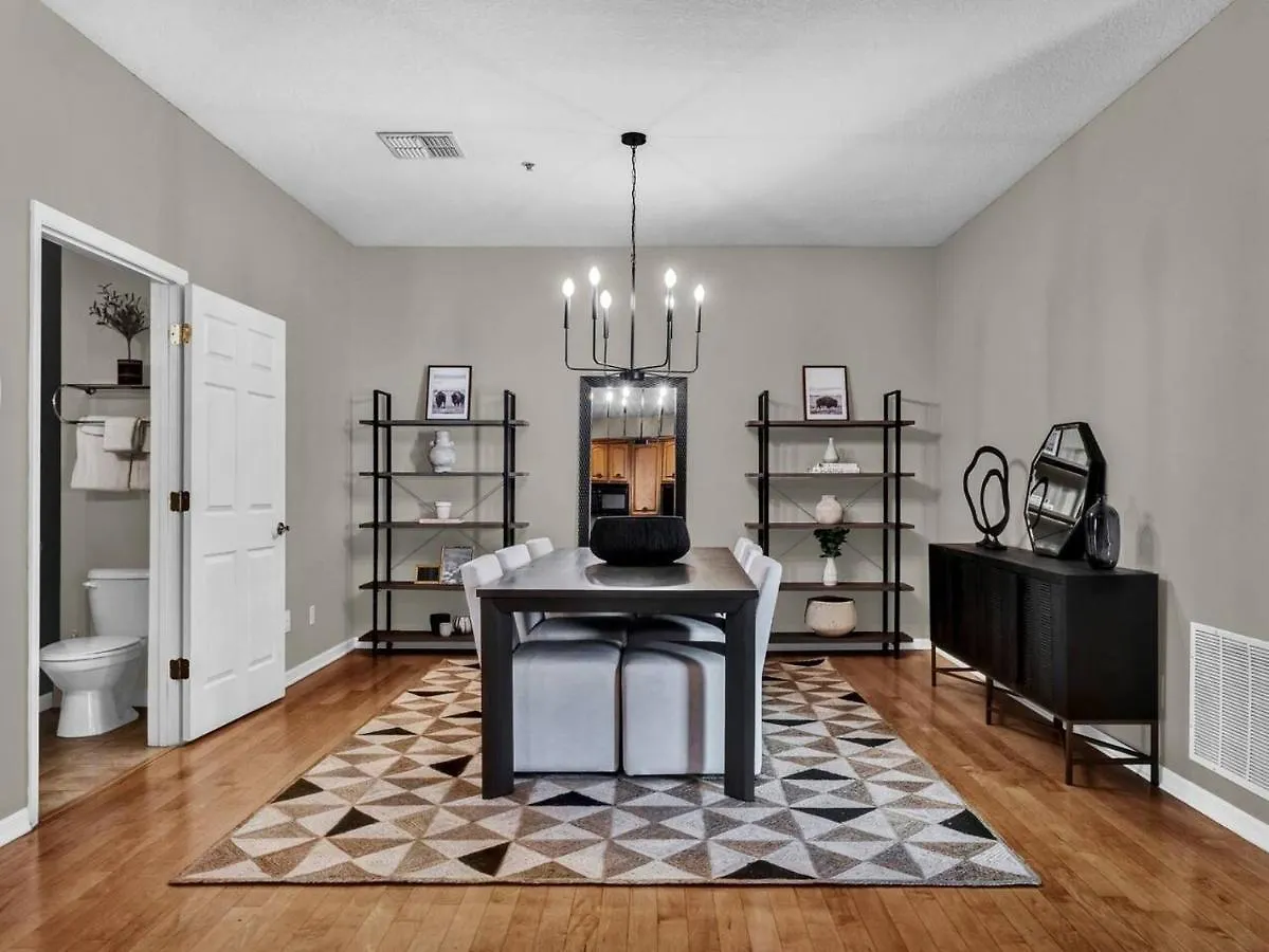 Beautiful Townhouse Centrally Located Orlando