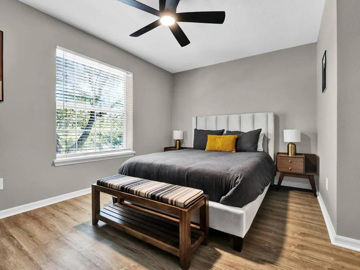 Apartment Beautiful Townhouse Centrally Located Orlando