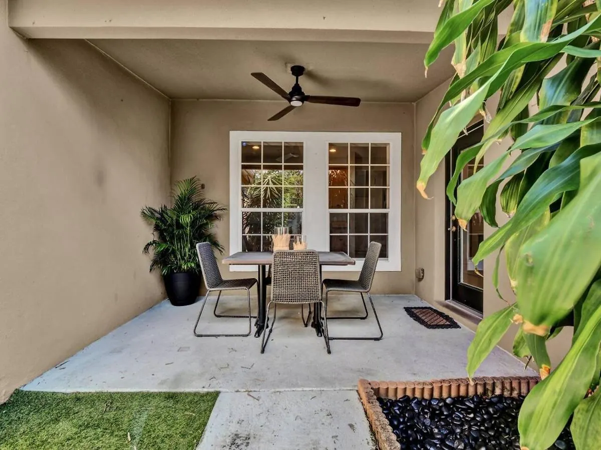 Apartment Beautiful Townhouse Centrally Located Orlando