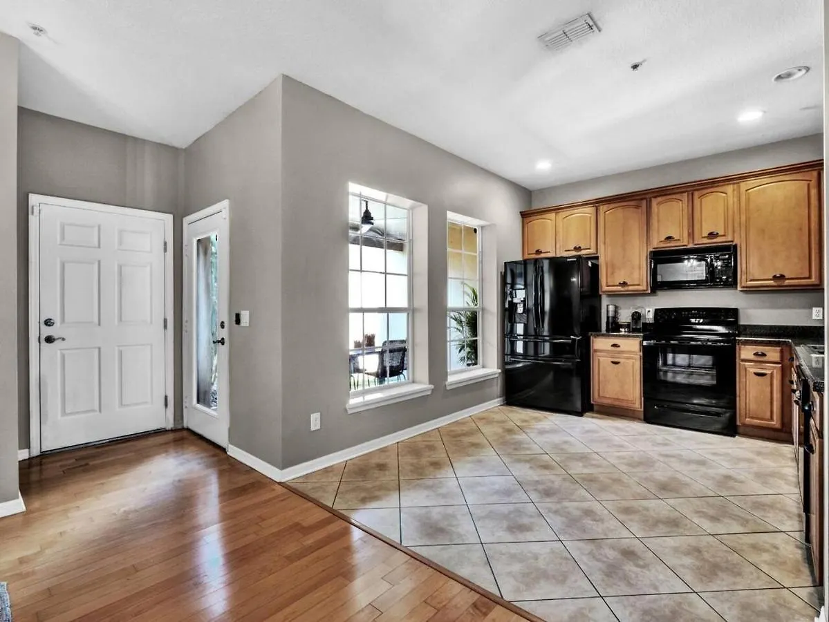 Apartment Beautiful Townhouse Centrally Located Orlando
