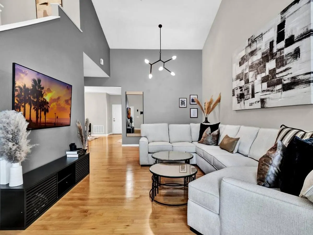 Beautiful Townhouse Centrally Located Orlando Apartmán
